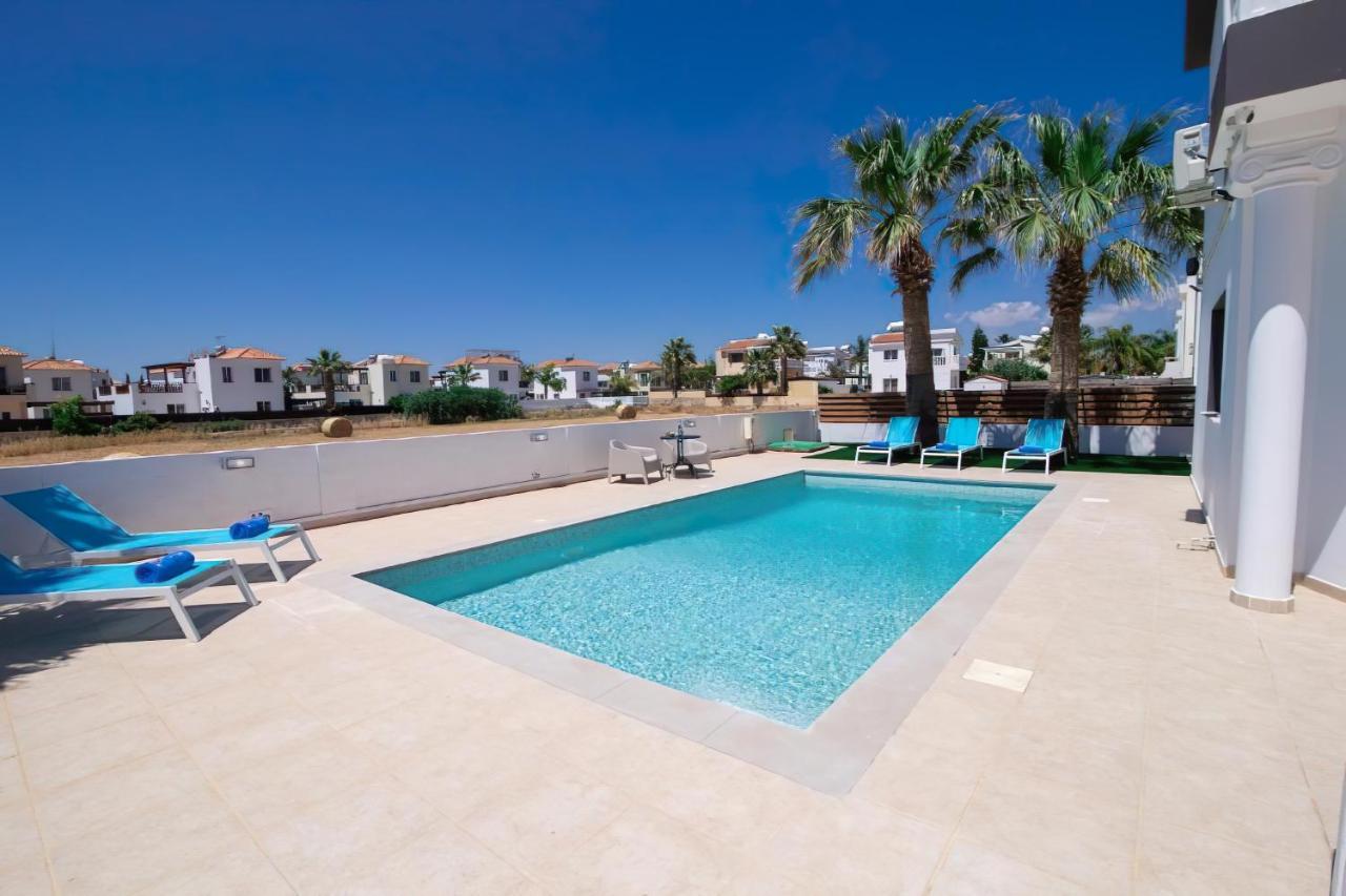 איה נאפה Villa Suncity Boutique Beachfront מראה חיצוני תמונה